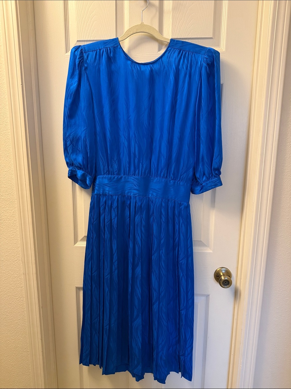 Vintage Cobalt Pleated Midi Dress with Puff Sleeves